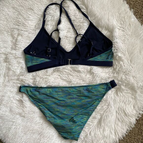 Athleta Bikini Swimsuit Womens Size Medium - Picture 2 of 10